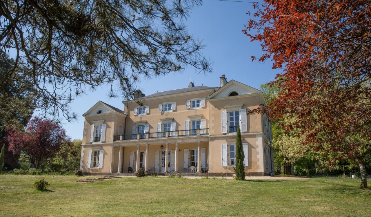 Manoir Des Etrichets Bed & Breakfast Saint-Saturnin  Luaran gambar